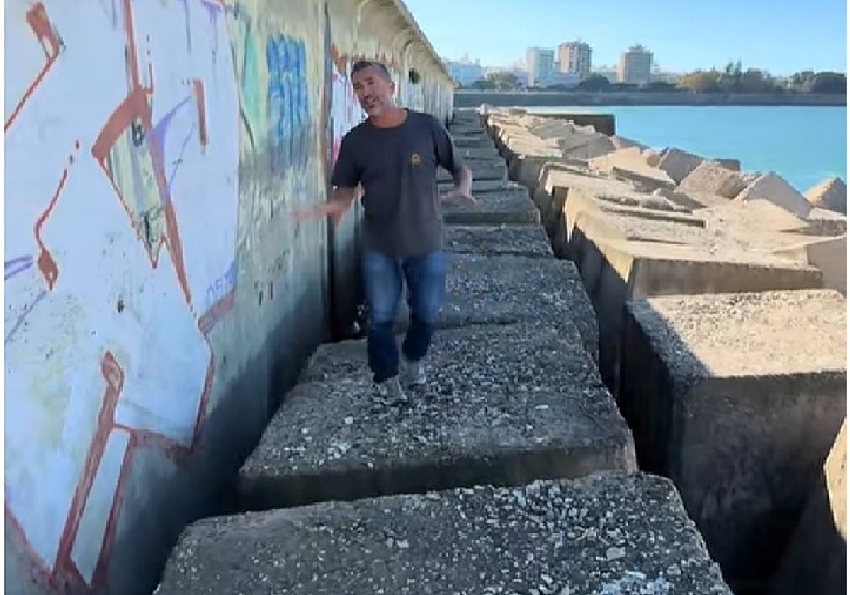 Quique bolsitas en la Punta de San Felipe