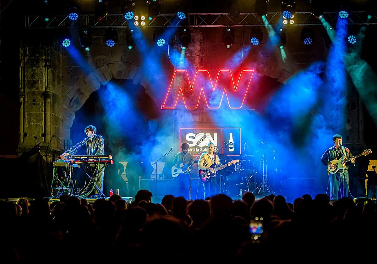 La banda Vera Fauna tocando este sábado en el Monasterio de la Victoria.