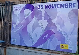 En recuerdo y homenaje a las víctimas del 25-N