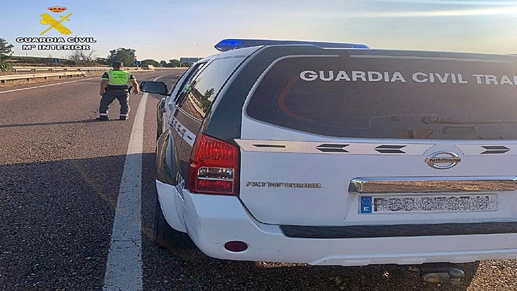 Detenido el conductor de un vehículo con 41 kilos de hachís por la A-7 a la altura de San Roque