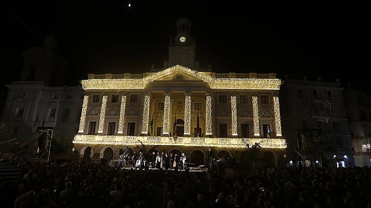 Alumbrado de Navidad en Cádiz: flamenco para darle vida a un bosque mágico