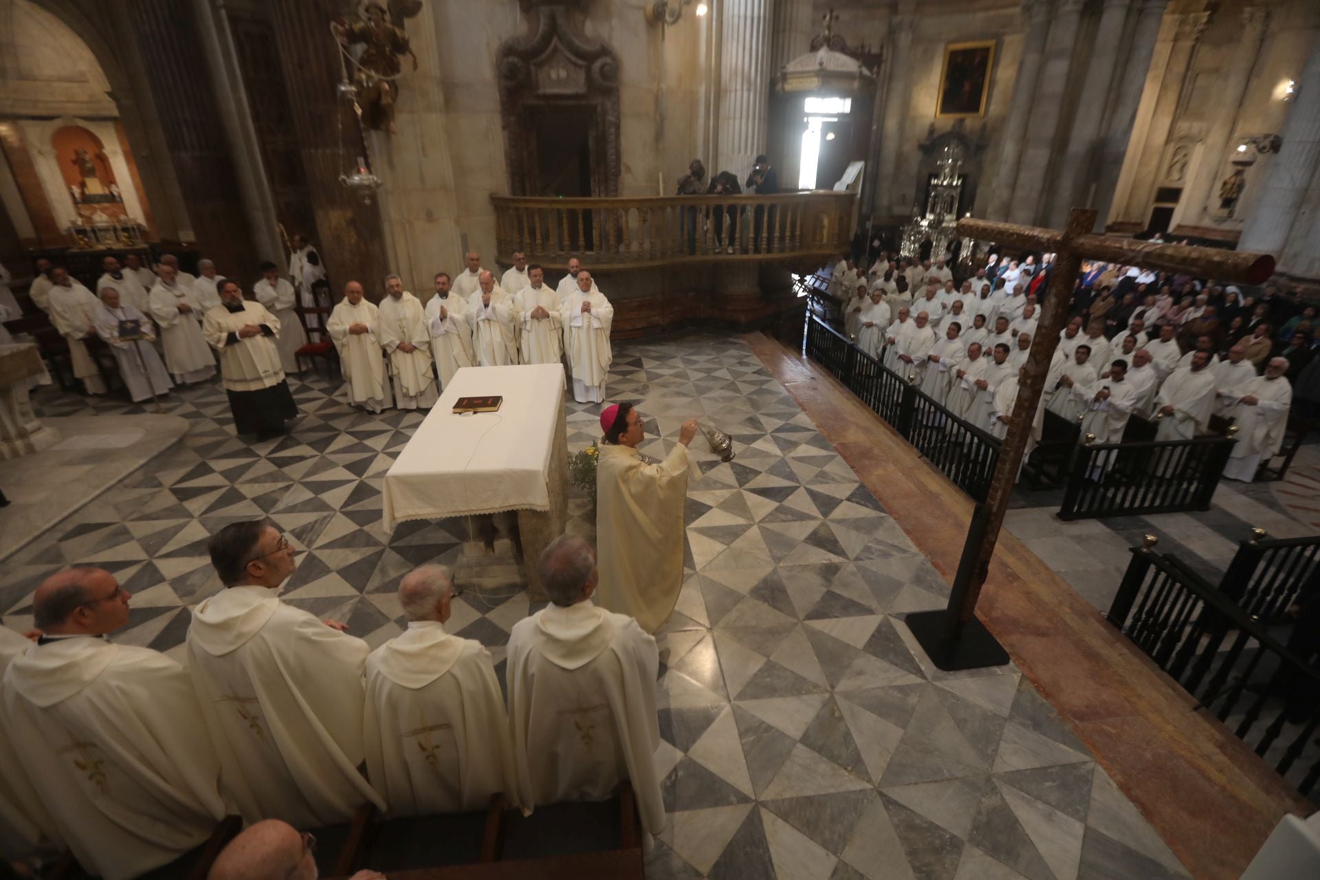 Fotos: Misa de presentación en Cádiz del administrador apostólico