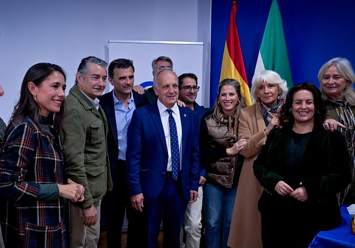 El PP de Puerto Real inaugura una nueva sede, &quot;abierta a escuchar&quot; y sinónimo de &quot;fortaleza&quot; del proyecto