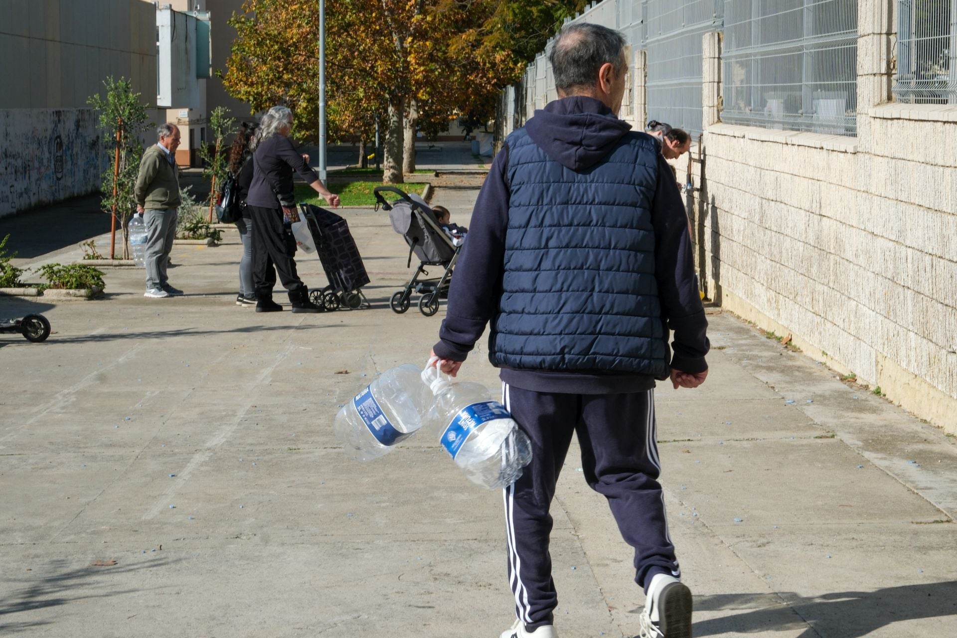 Fotos: Una avería deja a varias zonas de Puerto Real sin agua