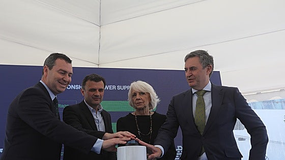 El puerto de Cádiz se convierte en referente nacional al implantar la red eléctrica en sus muelles