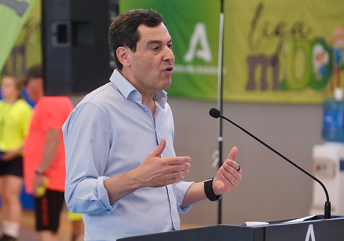 Juanma Moreno defiende la estabilidad del modelo andaluz tras la ...