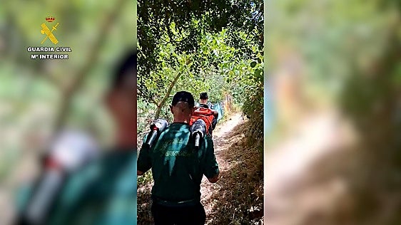 Complicado rescate de una senderista en el Arroyo de Bocaleones en Zahara
