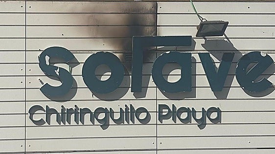 Fotos: así ha quedado el chiringuito Sotavento de Cádiz tras el incendio