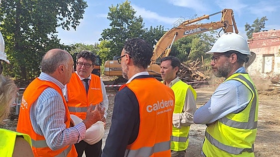 Comienza la demolición de los antiguos cuarteles para construir el nuevo Conservatorio Paco de Lucía de Algeciras