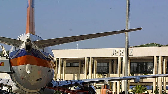 La ampliación de pista del aeropuerto de Jerez queda excluida de las prioridades del Gobierno
