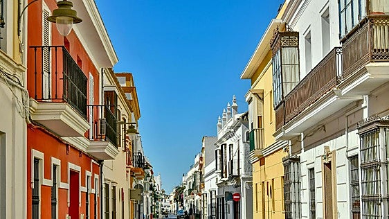 Casi 5.000 personas de fuera de Cádiz compraron una vivienda en la provincia en 2025: el 25% de todas las casas vendidas