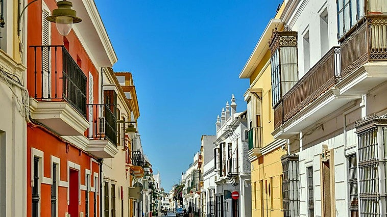 Casi 5.000 personas de fuera de Cádiz compraron una vivienda en la provincia en 2025: el 25% de todas las casas vendidas