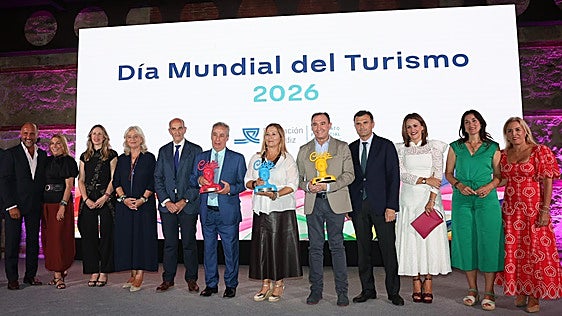 Entrega de galardones en los antiguos depósitos de Tabaco este jueves.