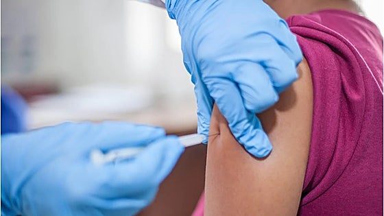 Consejos esenciales para evitar los contagios de gripe y COVID