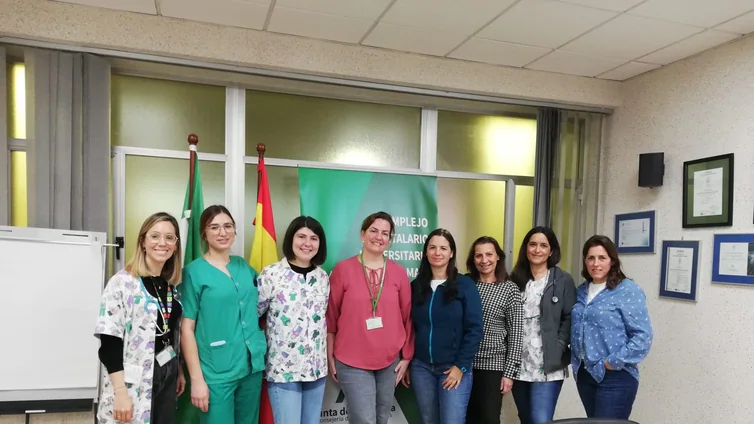 Profesionales de los Hospitales de Jerez y Puerta del Mar trabajan para potenciar la lactancia materna