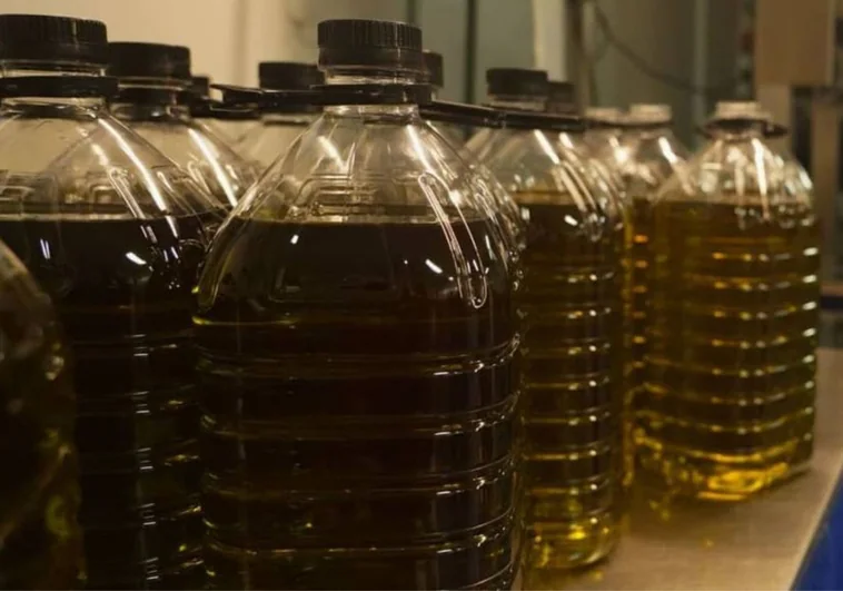 Estas son las 11 marcas de aceite de oliva retirado por incluir variedades de lampante no aptas al consumo