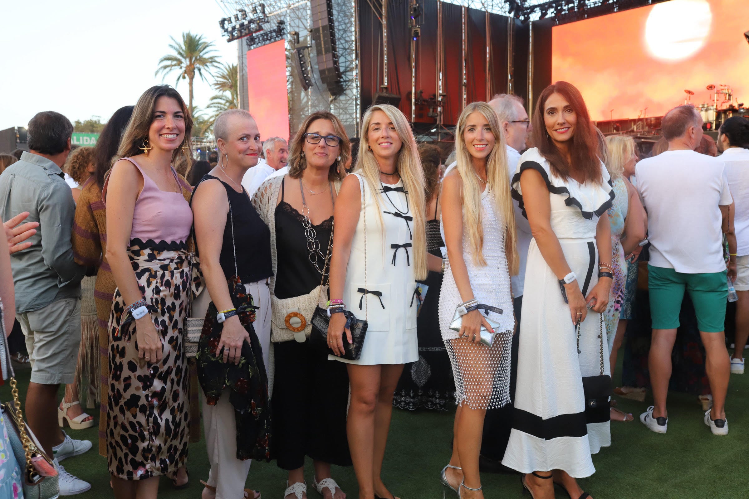 Laura Ávila, Carmen Bermúdez, Isabel Fuentes, Isabel Butron, Ana Butron y Ana Saborido