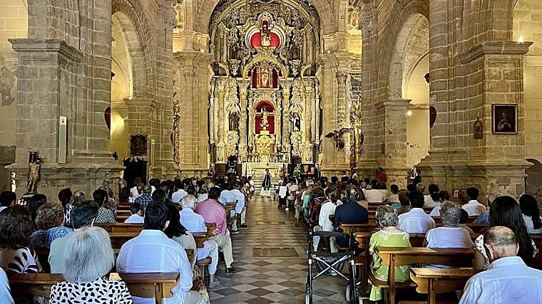 Imagen del interior de la parroquia
