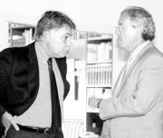 Felipe González, junto a Barrionuevo, no tiene «inconveniente» en declarar. ABC