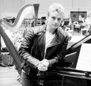 Nacho Cano, durante uno de los ensayos de la grabación