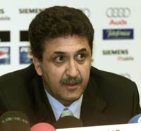García Remón dirige el primer entrenamiento y pide apoyo
