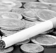 La guerra de precios en el tabaco pone fin a las «ventajas» comerciales canarias