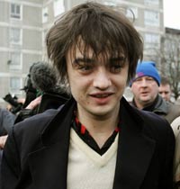 Pete Doherty toca para Mike Tyson