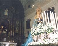 La Virgen de las Angustias, de Los Gitanos, será portada hoy en andas por el interior del templo. ABC