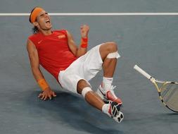 No hay reto que se le resista al imparable Rafa: donde pone el ojo... /EFE