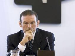Ibarretxe excluye a las víctimas de ETA de un acto de Derechos Humanos