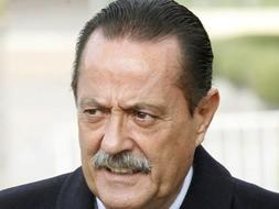 El ex alcalde de Marbella, Julián Muñoz sale de la Audiencia Nacional tras declarar como testigo en el juicio contra el ex asesor urbanístico de esta localidad Juan Antonio Roca . /Efe