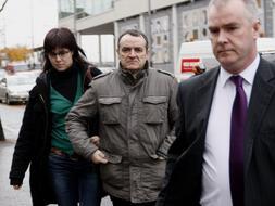 De Juana queda en libertad bajo fianza mientras se resuelve su entrega a España