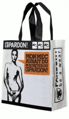Carla Bruni desnuda, en las bolsas de un supermercado