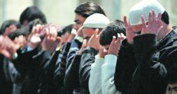 Protestas ciudadanas en Europa contra la construcción de centenares de mezquitas