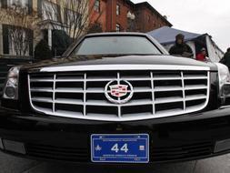 La nueva limusina presidencial Cadillac con la que Barack Obama realizará su primer desfile por la Avenida Pensylvania como nuevo presidente de Estados Unidos. / Reuters
