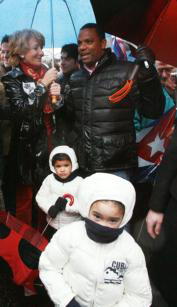 Miles de voces exigen en Madrid libertad para Cuba