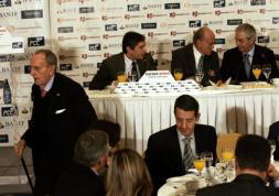 La Xunta recurre a «contratos secretos por seguridad» para sus reformas millonarias