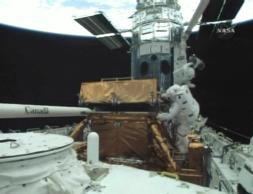 El Hubble ya tiene instalada su nueva cámara para explorar el universo