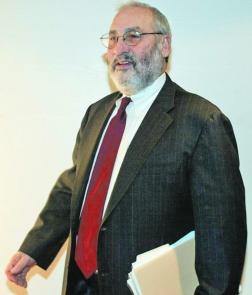 Joseph Stiglitz: «Discrepo de Krugman: la economía española irá bien a largo plazo»