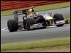 Vettel arrasa en Gran Bretaña; Alonso fuera de los puntos