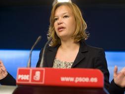 Pajín cobrará 598 euros al día cuando sea senadora si no renuncia a un sueldo