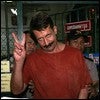 El presunto traficante de armas ruso Viktor Bout, más conocido como el "Mercader de la muerte",  a su salida de un juzgado de Bangkok tras haberse decidido no extraditarle a EE.UU / EFE