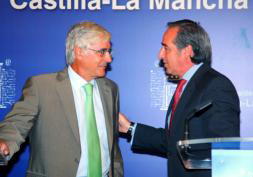 La esperada crisis de Gobierno se queda en la destitución de seis directores generales