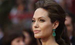 Angelina Jolie sustituye a Charlize Theron en «The Tourist»