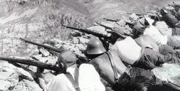 El archivo de Agustí Centelles viaja rumbo a Salamanca por 700.000 euros