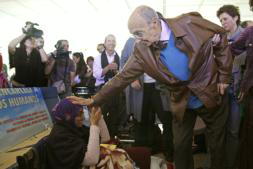 El Gobierno, impotente, pide ahora ayuda a la ONU para resolver el «caso Haidar»