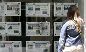 Las hipotecas sobre viviendas caen un 18%