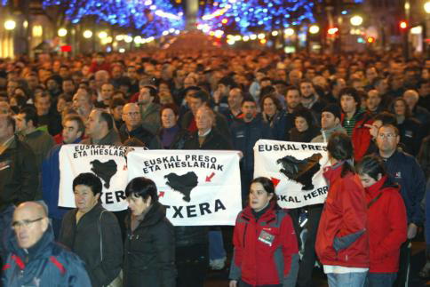 asesino, ordoñez, otros, cuatro, etarras, expulsados, colectivo, presos