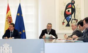 La reforma de las pensiones amenaza la «luna de miel» entre Gobierno y sindicatos