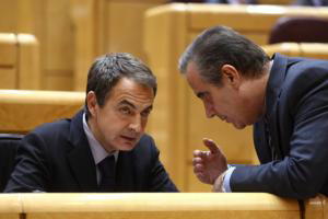 Socialistas vascos se suman a las críticas a Zapatero: «Por primera vez hace lo que debe»